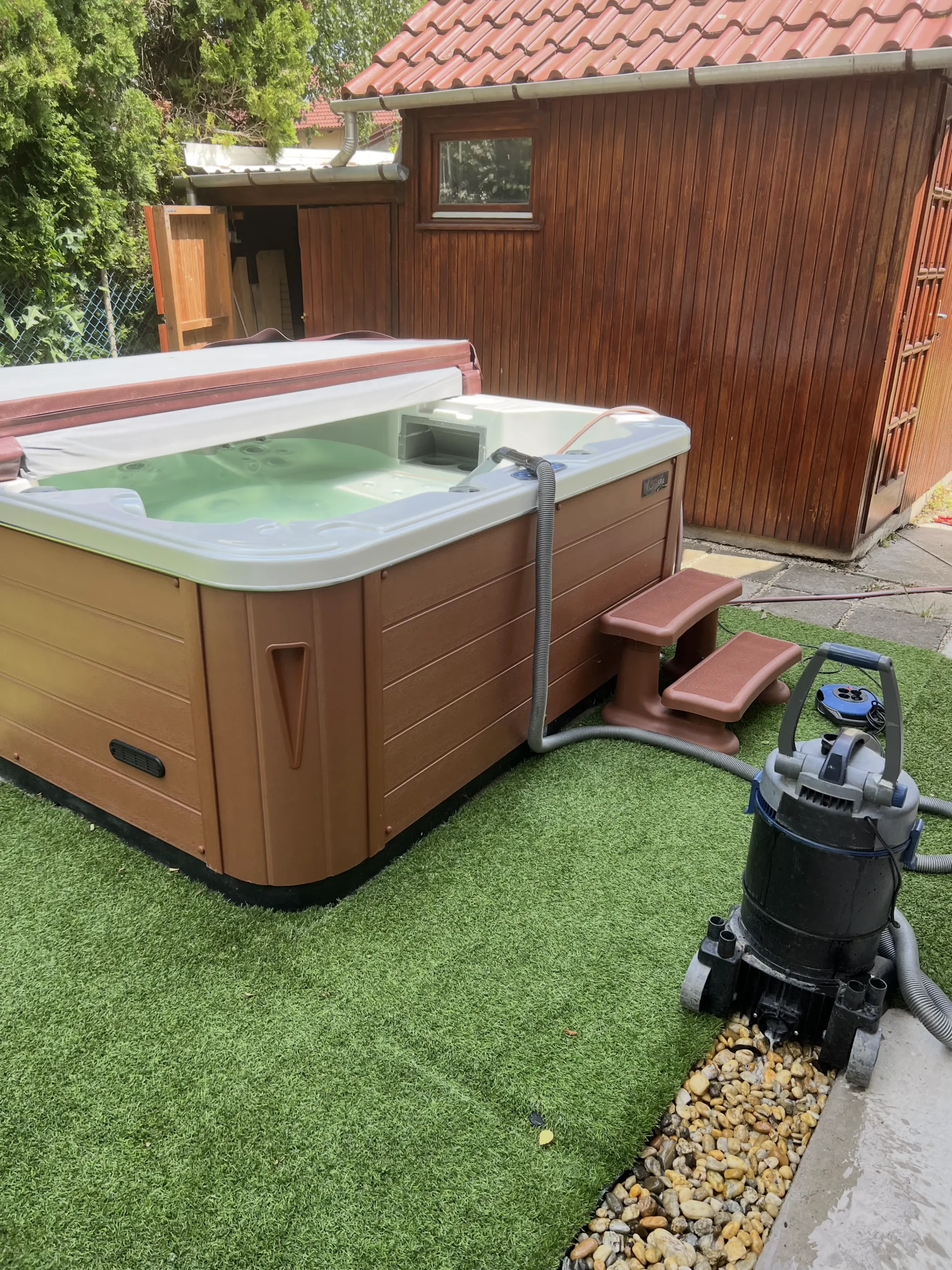 Lumora Spa jakuzzi szerviz és karbantartás