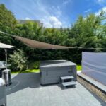 Lumora Spa Sierra – 3-Personen-Whirlpool, Márvány Acryl, Szürke Verkleidung, realisierte Installation